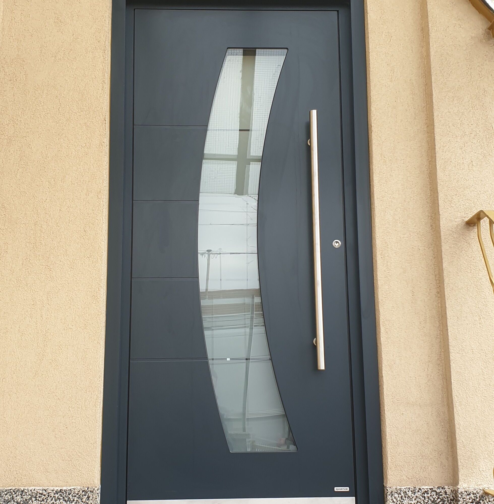 Quelles sont les meilleures solutions pour renforcer la s&eacute;curit&eacute; de votre porte d’entr&eacute;e en aluminium ? Belfort